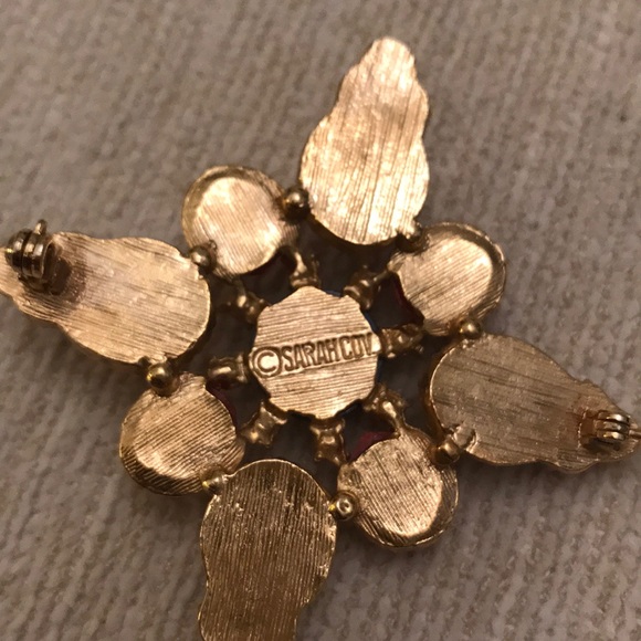 Sarah Coventry Red, White, Blue & gold brooch - Picture 5 of 7